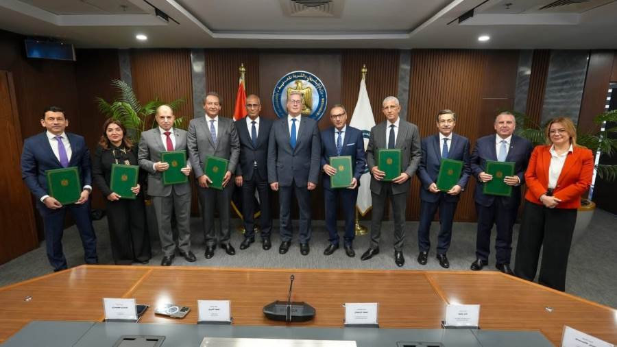 التجاري الدولي CIB ضمن تحالف مصرفي يمول مشروع الإيثانول الحيوي بقيمة 135 مليون دولار لدعم الإنتاج الأخضر في مصر التجاري الدولي CIB ضمن تحالف مصرفي يمول مشروع الإيثانول الحيوي بقيمة 135 مليون دولار لدعم الإنتاج الأخضر في مصر