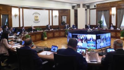 الوزراء يوافق على إنشاء 25 فرعاً لبنكي الأهلي ومصر بمراكز الشباب والمدن الشبابية