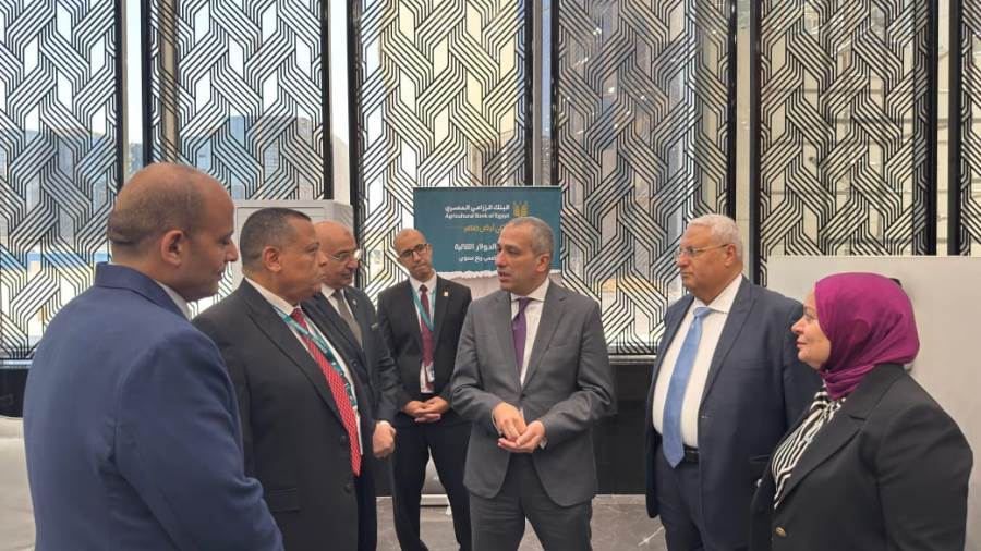 بنكي | رئيس البنك الزراعي المصري يتفقد الأعمال النهائية بمقر البنك بالعاصمة  الإدارية تمهيداً لافتتاحه قريباً