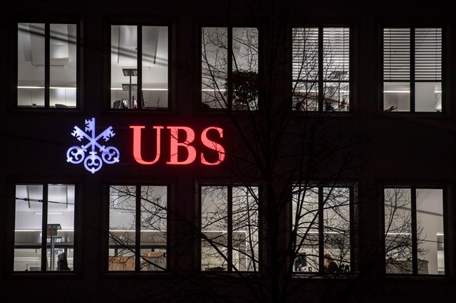 بنك UBS