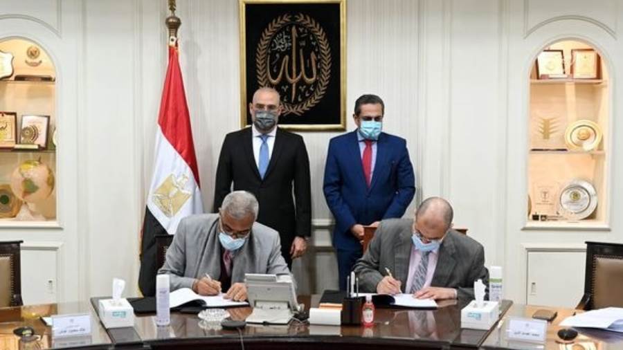 توقيع عقد اتفاق لتفويض الشركة العربية للمشروعات والتطوير العمراني في بيع وحدات هيئة المجتمعات العمرانية الجديدة