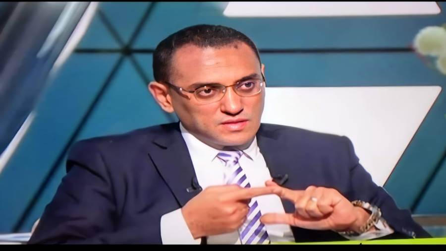 الدكتور أحمد شوقى الخبير المصرفي