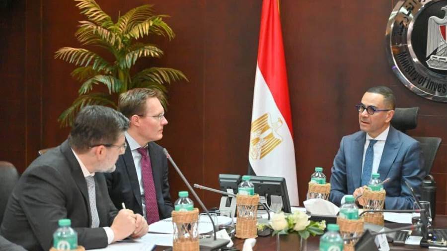 وزير الاستثمار يلتقى ممثلي وكالة موديز للتصنيف الائتماني لاستعراض تطورات الاقتصاد المصري وزير الاستثمار يلتقى ممثلي وكالة موديز للتصنيف الائتماني لاستعراض تطورات الاقتصاد المصري