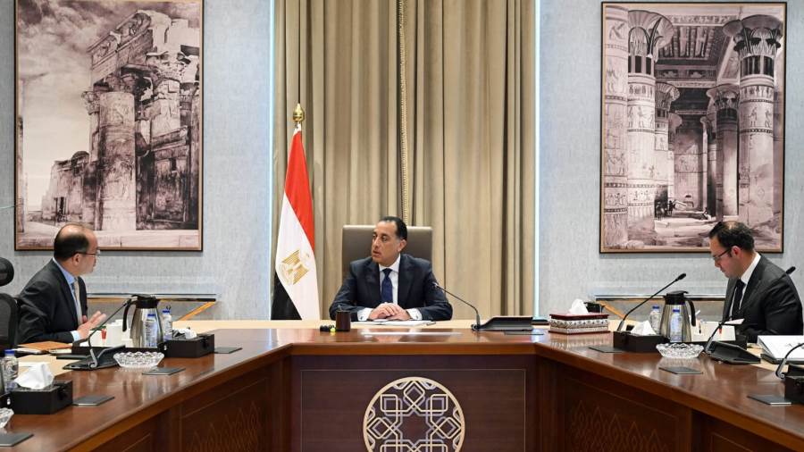 رئيس الوزراء يبحث مع وزير المالية تطورات المراجعة الجارية مع صندوق النقد الدولي رئيس الوزراء يبحث مع وزير المالية تطورات المراجعة الجارية مع صندوق النقد الدولي