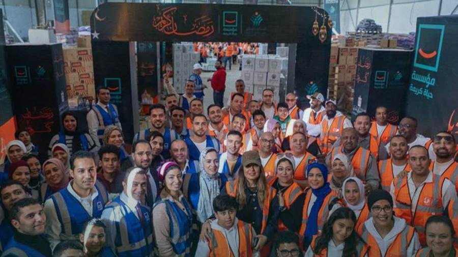 البنك المركزي المصري يشارك في تعبئة كراتين رمضان للأسر الأولى بالرعاية ضمن مبادرة “معا نصنع أثرا” البنك المركزي المصري يشارك في تعبئة كراتين رمضان للأسر الأولى بالرعاية ضمن مبادرة “معا نصنع أثرا”