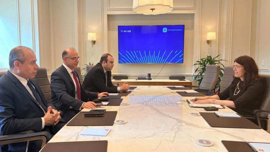 محمد فريد: التوسع في التأمين الرقمي عبر E-KYC والتوقيع الإلكتروني لتعزيز الوصول للعملاء محمد فريد: التوسع في التأمين الرقمي عبر E-KYC والتوقيع الإلكتروني لتعزيز الوصول للعملاء