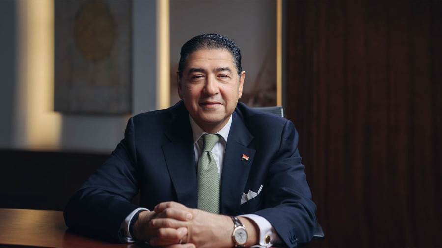 هشام عز العرب: البنك الرقمي لـ CIB يستهدف جذب شرائح جديدة.. ومصر على أعتاب انطلاقة كبرى لعصر البنوك الرقمية هشام عز العرب: البنك الرقمي لـ CIB يستهدف جذب شرائح جديدة.. ومصر على أعتاب انطلاقة كبرى لعصر البنوك الرقمية