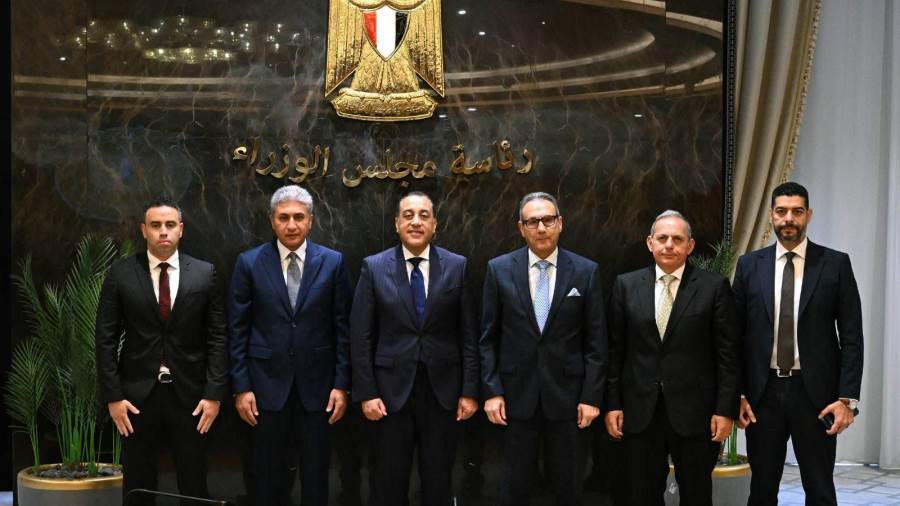 رئيس الوزراء يشهد إطلاق المنظومة الرقمية الجديدة لتأشيرة الوصول بمطار القاهرة الدولي بحضور وكيل محافظ المركزي رئيس الوزراء يشهد إطلاق المنظومة الرقمية الجديدة لتأشيرة الوصول بمطار القاهرة الدولي بحضور وكيل محافظ المركزي