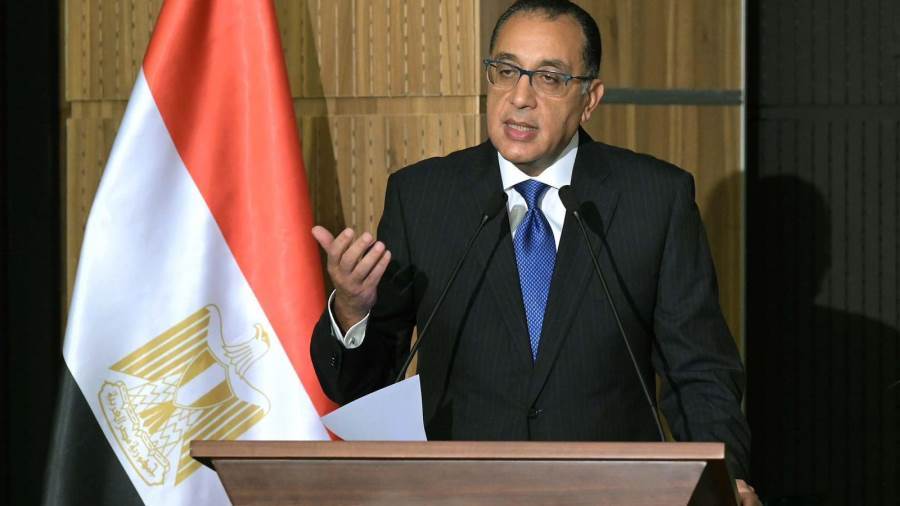 رئيس الوزراء يستعرض آلية تمويل جديدة للبنية التحتية بحضور وكيل محافظ المركزي رئيس الوزراء يستعرض آلية تمويل جديدة للبنية التحتية بحضور وكيل محافظ المركزي