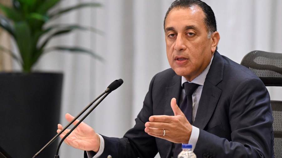 رئيس الوزراء يتابع جهود منظومة الشكاوى الحكومية خلال يوليو الماضي رئيس الوزراء يتابع جهود منظومة الشكاوى الحكومية خلال يوليو الماضي