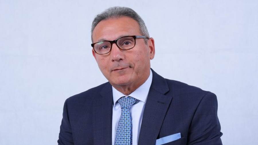 محمد الإتربي يحذر من صفحات وإعلانات مزيفة تنتحل اسم البنك الأهلي المصري للاحتيال على العملاء محمد الإتربي يحذر من صفحات وإعلانات مزيفة تنتحل اسم البنك الأهلي المصري للاحتيال على العملاء
