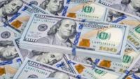 تراجع سعر الدولار أمام الجنيه خلال تعاملات اليوم ويسجل 52.3 جنيه للبيع بالبنك الأهلي المصري