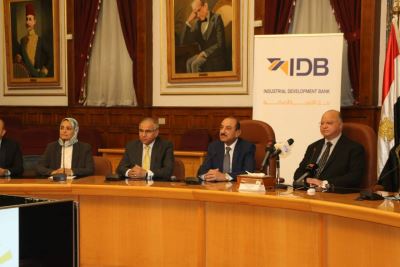 "التنمية الصناعية" يوقع بروتكول تعاون لتوصيل المرافق للوحدات السكنية