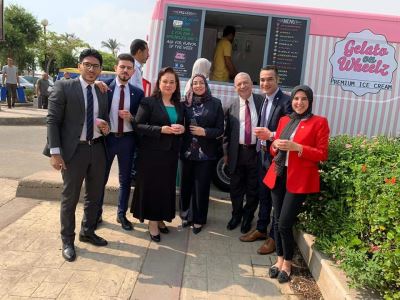 صور| موظفو وعملاء بنك تنمية الصادرات يحتفلون بيوم الآيس كريم