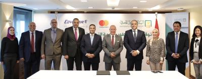 "الأهلي المصري" ومصر للطيران يوقعان بروتوكول تعاون مشترك لتطوير خدمات التحصيل الإلكتروني