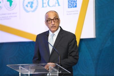 محافظ البنك المركزي يؤكد قوة الاقتصاد المصري في مواجهة كورونا