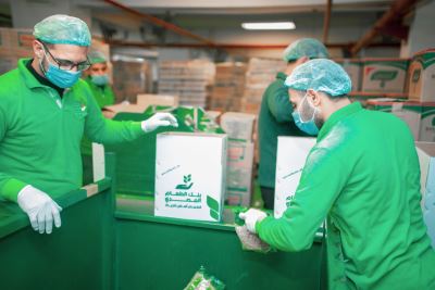 أعلنت دعمها لأكثر من 75 ألف أسرة.. البنوك تتسابق في «تحدي الخير» لدعم المتضررين من كورونا