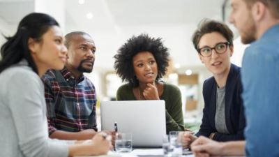 بنك HSBC - مصر يطلق خدمة جديدة لتسهيل التعليم بالخارج