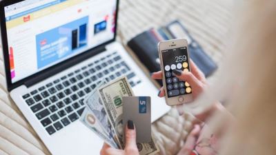 الضرائب تطلق «موبايل أبلكيشن» فبراير المقبل.. وتلزم 340 شركة بالفاتورة الإلكترونية