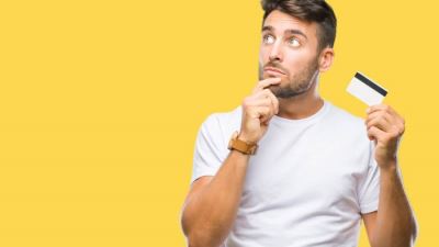 افتح حساب جاري أو توفير دون مصاريف واحصل على كارت ميزة مجانًا من بنك القاهرة