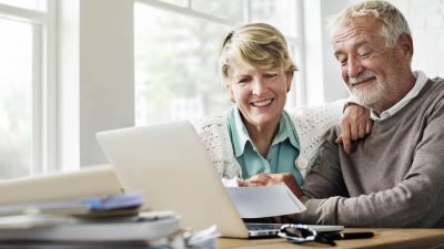 قرض أصحاب المعاشات الشخصي في بنكي الأهلي ومصر يصل لنصف مليون جنيه والسداد حتى 10 سنوات