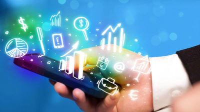 ما الفارق بين المحفظة الإلكترونية والموبايل البنكي؟