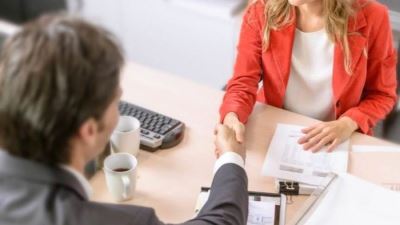 قرض موظفي البنوك من البنك العربي الإفريقي بفائدة 13% ودون مصاريف إدارية