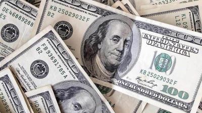 سعر الدولار اليوم الإثنين 1-2-2021 بمستهل التعاملات في البنوك