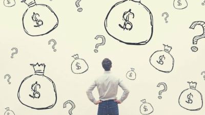 ماذا يحدث عند وفاة حامل الشهادة أو الوديعة بالبنك؟