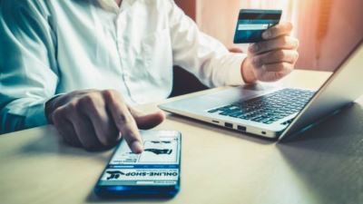 متوفرة لـ5 عملات.. مزايا بطاقات مسبقة الدفع من المصرف المتحد 2021