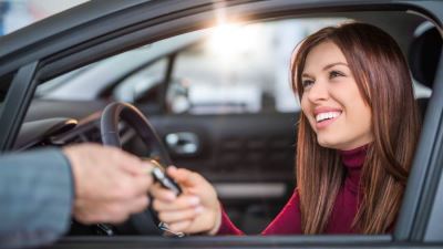 قروض السيارات من بنك القاهرة دون مصاريف إدارية لفترة محدودة