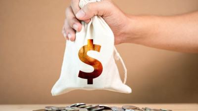 أعلى 10 ودائع أسبوعية في البنوك قبل اجتماع تحديد سعر الفائدة