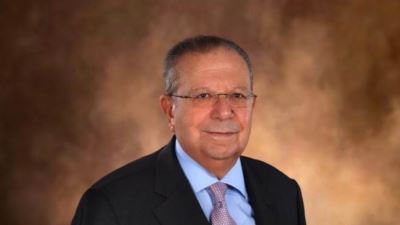 خبير مصرفي يتوقع اتجاه المركزي لتثبيت أسعار الفائدة غدًا