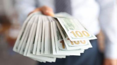 سعر الدولار اليوم الإثنين 17-5-2021 بختام التعاملات في البنوك