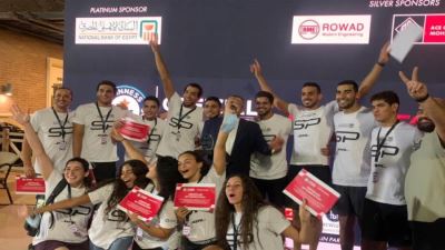 برعاية البنك الأهلي.. أبطال مصر يحلقون في سماء السباحة العالمية «صور»