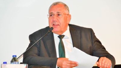 القصير يبحث مع المدير الإقليمي بالبنك الدولي تأثير التغيرات المناخية على قطاع الزراعة