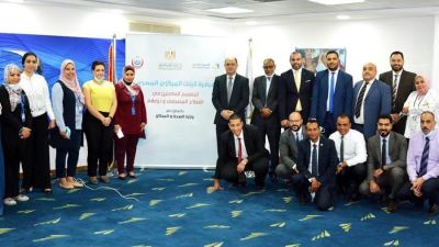 برعاية المركزي والصحة.. المصرف المتحد يطلق حملة لتطعيم فريق عمله ضد فيروس كورونا