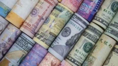 أسعار العملات اليوم الثلاثاء: تباين اليورو والإسترليني واستقرار الريال السعودي