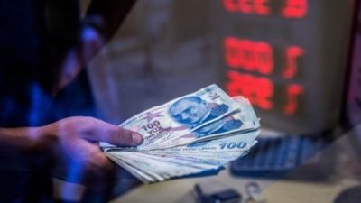 ضغط أردوغان على البنك المركزي من أجل خفض أسعار الفائدة يقود إلى نتائج عكسية مع ارتفاع تكاليف الاقتراض