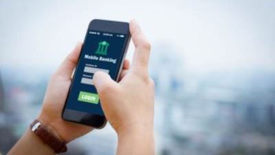 خدمات تطبيق «المشرق موبايل» من بنك المشرق