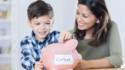 البنك العربي يتيح لكل أم فتح حساب عربي جونير لأولادها بمناسبة الاحتفال بالمرأة