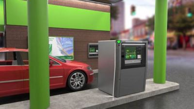 بنك أبوظبي التجاري يطرح ماكينة صراف آلي ADCB Drive -Thru ATM