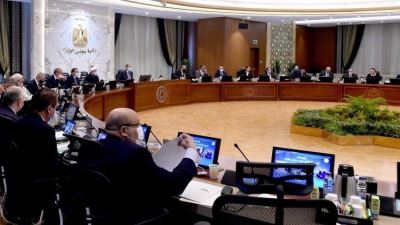 الوزراء يوافق على اتفاقيتي تمويل بين مصر وبنكي «الأوروبي لإعادة الإعمار» و«التنمية الإفريقي»