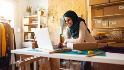 تفاصيل وشروط مبادرة She’s Next لدعم رائدات الأعمال بالتعاون مع البنك التجاري الدولي