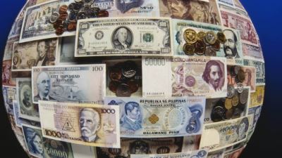 أسعار العملات اليوم الخميس: ارتفاع اليورو والجنيه الإسترليني والريال السعودي