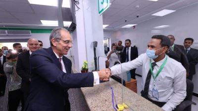 عمرو طلعت يفتتح أربعة مكاتب للبريد بعد تطويرها لتقديم الخدمات المالية والبريدية والحكومية للمواطنين