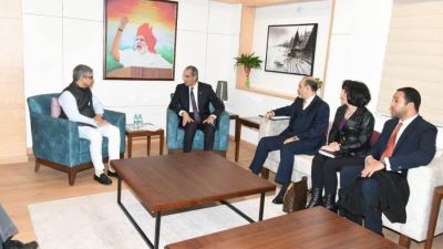 عمرو طلعت يبحث مع نظيره الهندى دفع سبل التعاون بين البلدين بمجالات البنية المعلوماتية والتحول الرقمى