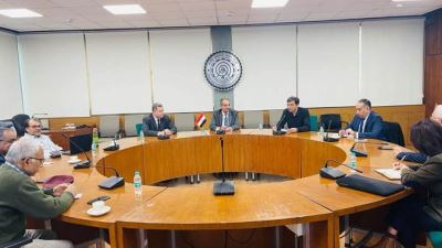 «طلعت» يبحث مع نائب رئيس منظمة «ناسكوم» التعاون فى مجال التعهيد الخدمات العابرة للحدود