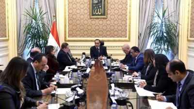 رئيس الوزراء يستعرض سبل النهوض بنشاط التمويل العقاري وتصدير العقار للخارج بحضور محافظ المركزي