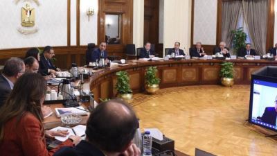 مدبولي يترأس اجتماع لجنة متابعة توصيات المؤتمر الاقتصادي بحضور محافظ المركزي